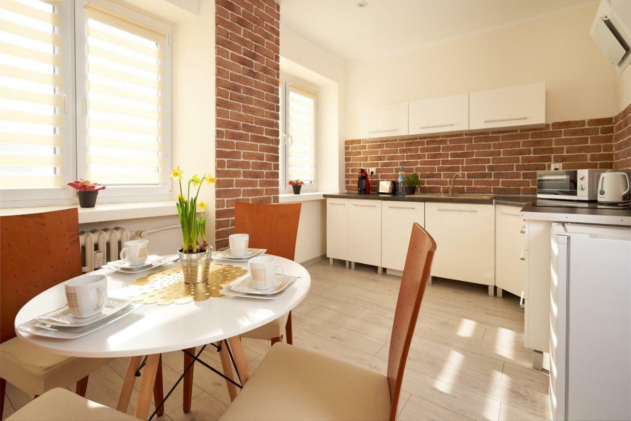 Apartament Winnica Centrum เจโลนากูรา ภายนอก รูปภาพ
